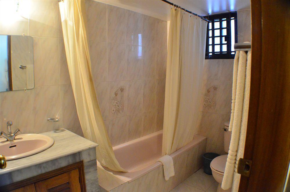Amazon Lilly Lake View Residence Dhaka Exterior foto